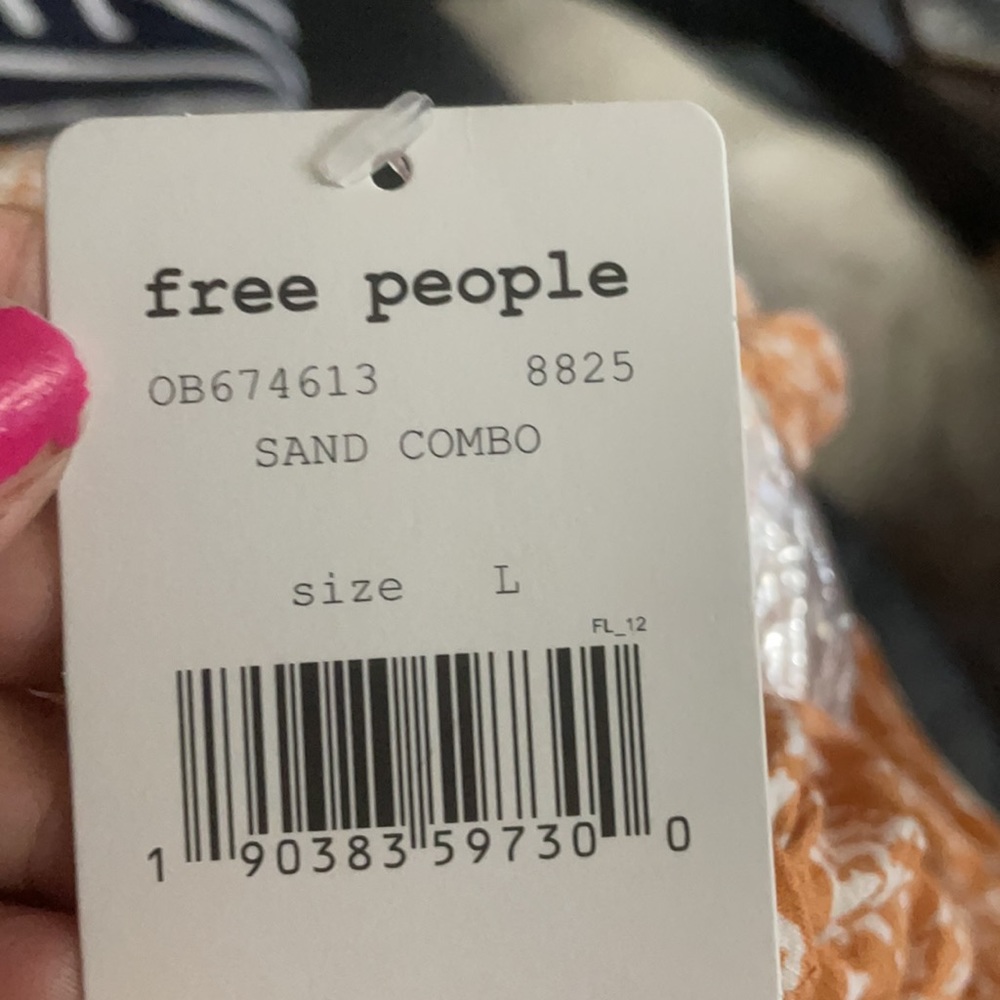 Free people - Picture 7 of 7
